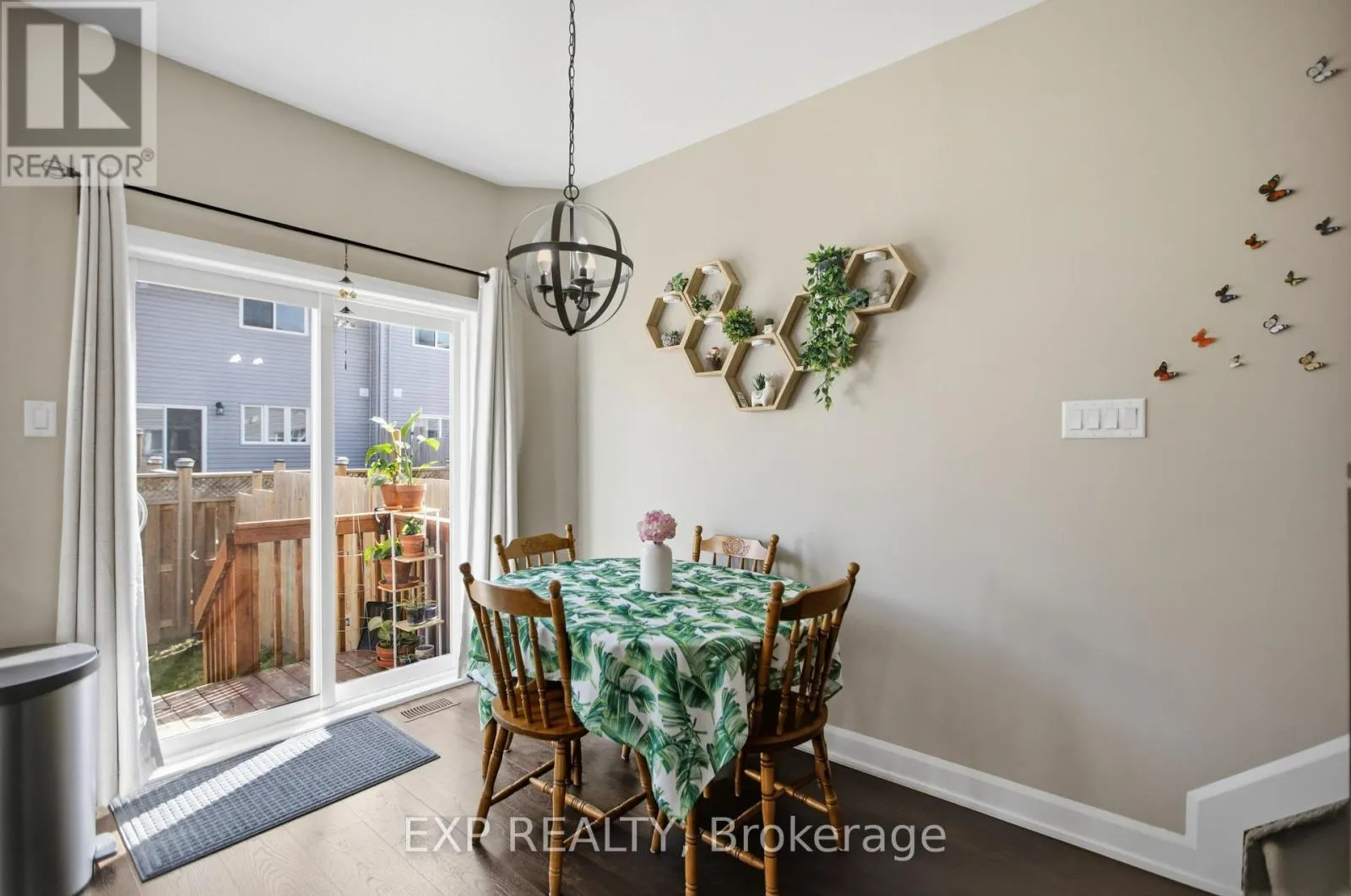 42 VIMY RIDGE CRESCENT