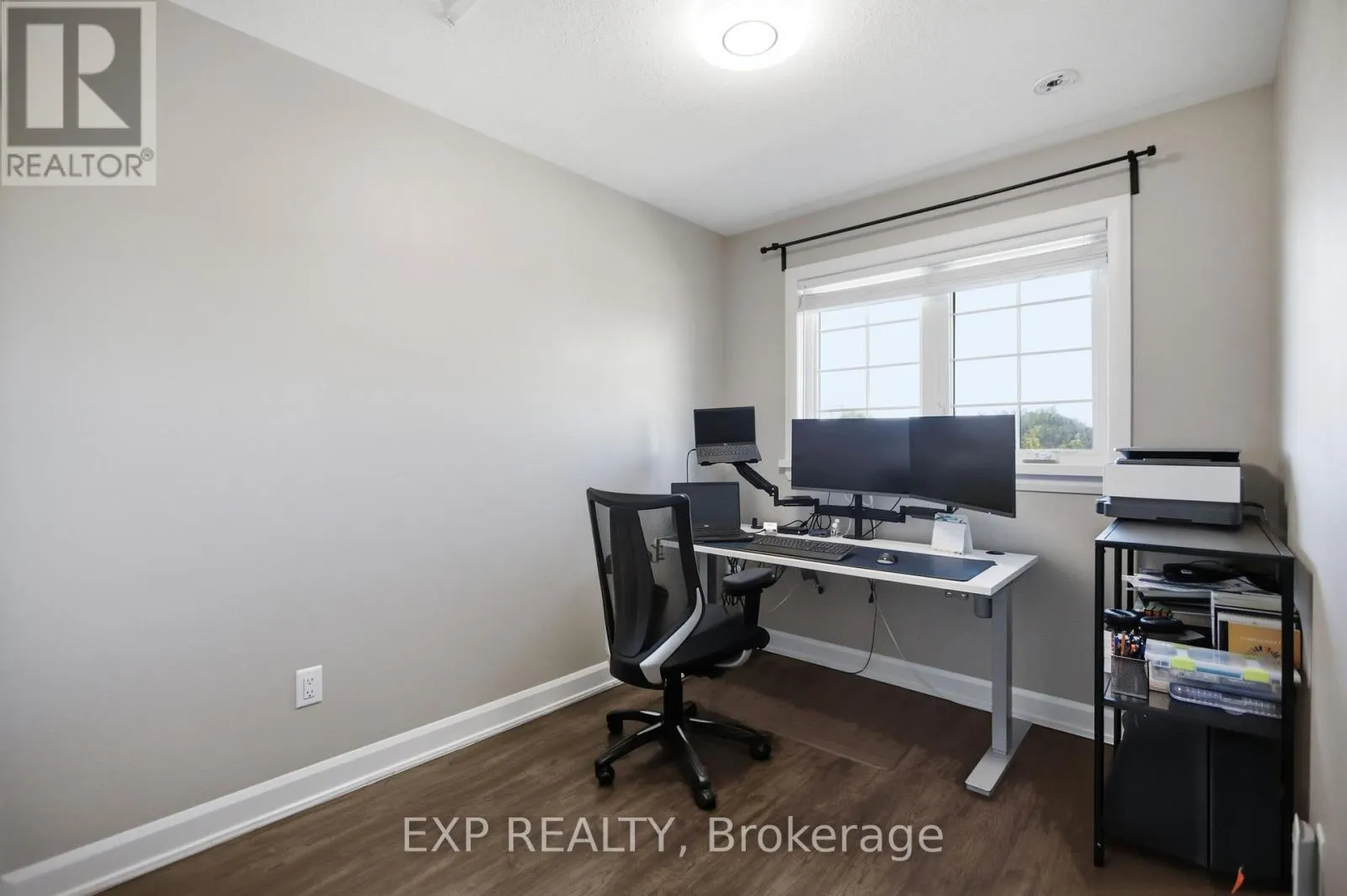 42 VIMY RIDGE CRESCENT