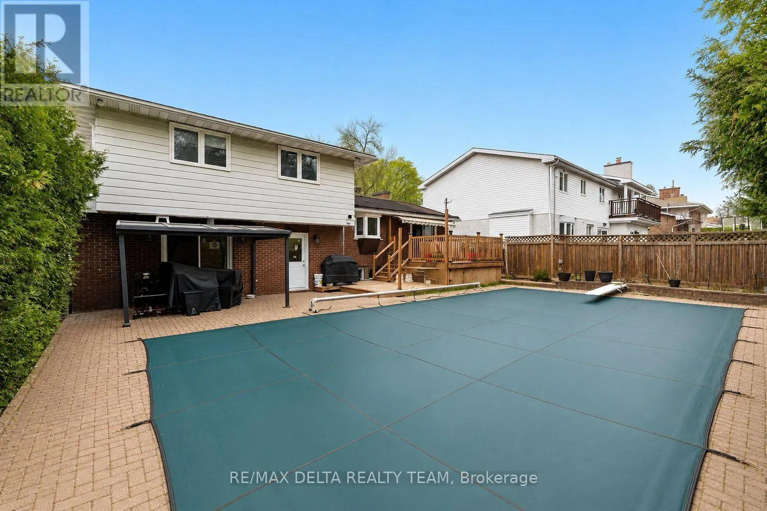 2350 GEORGINA DRIVE