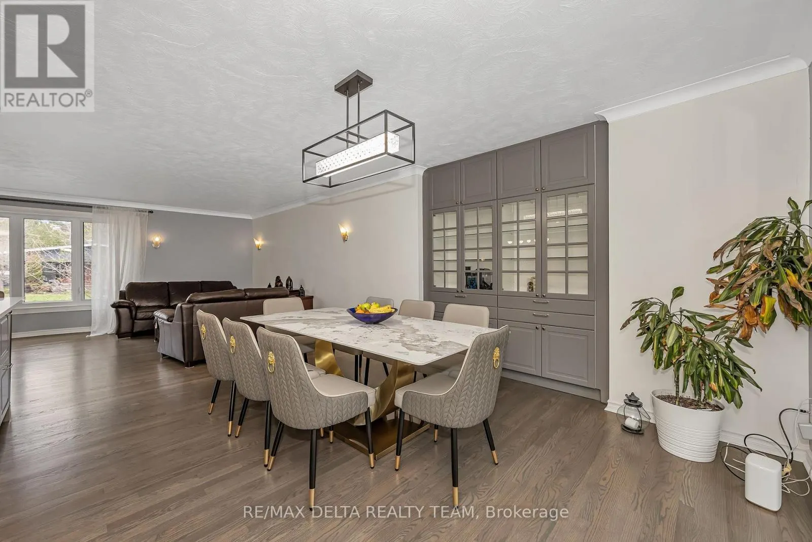 2350 GEORGINA DRIVE