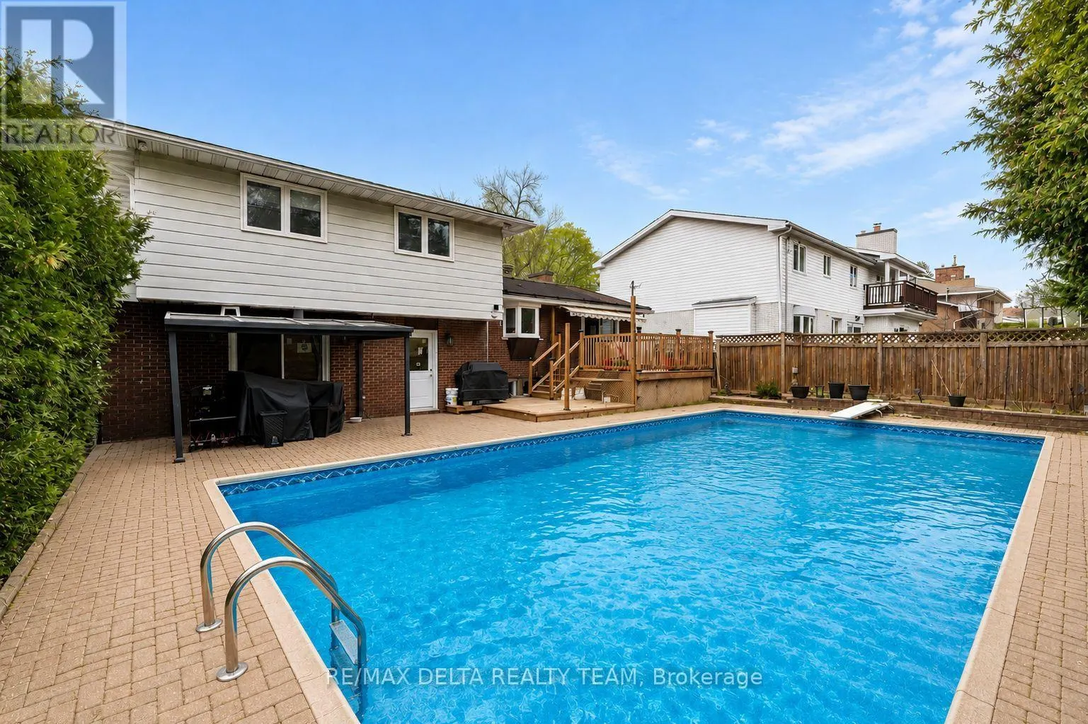 2350 GEORGINA DRIVE