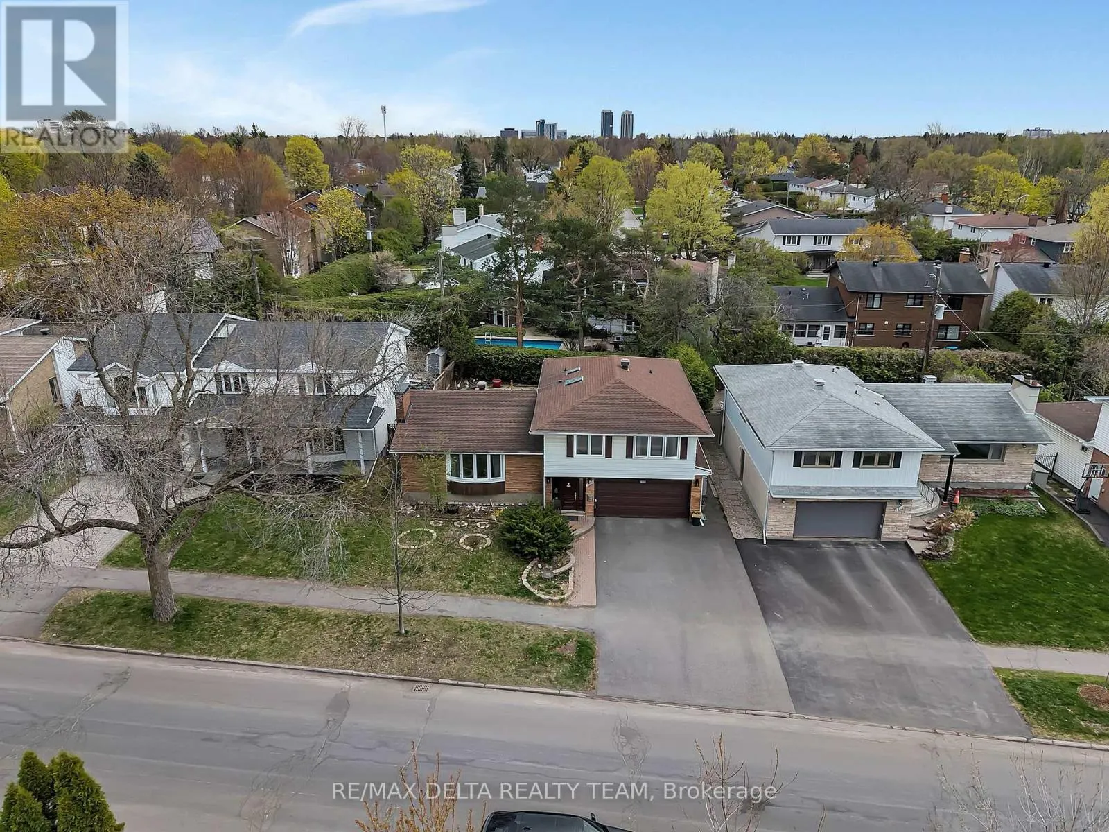 2350 GEORGINA DRIVE