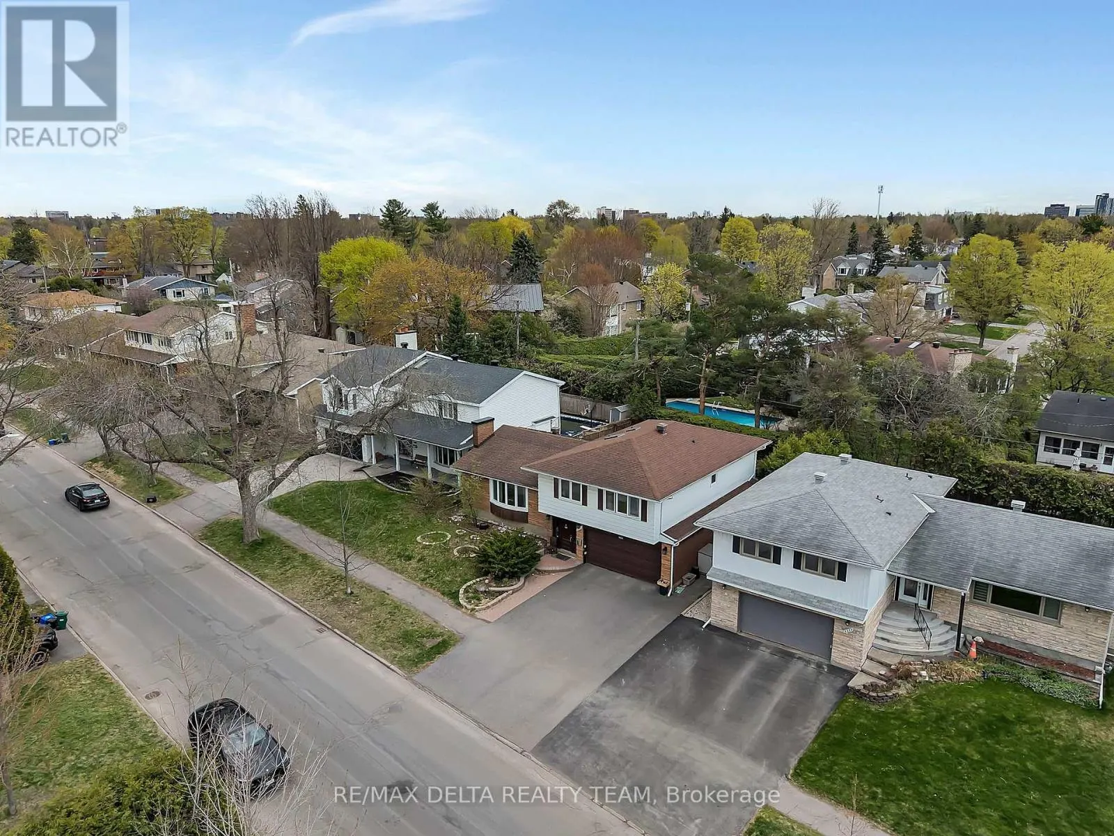 2350 GEORGINA DRIVE
