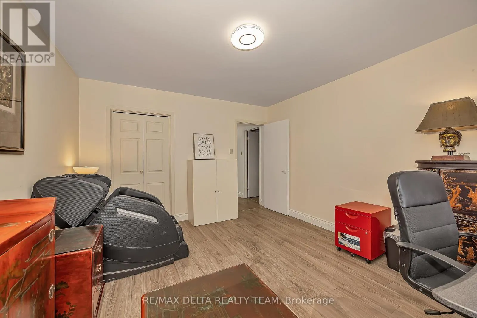 2350 GEORGINA DRIVE