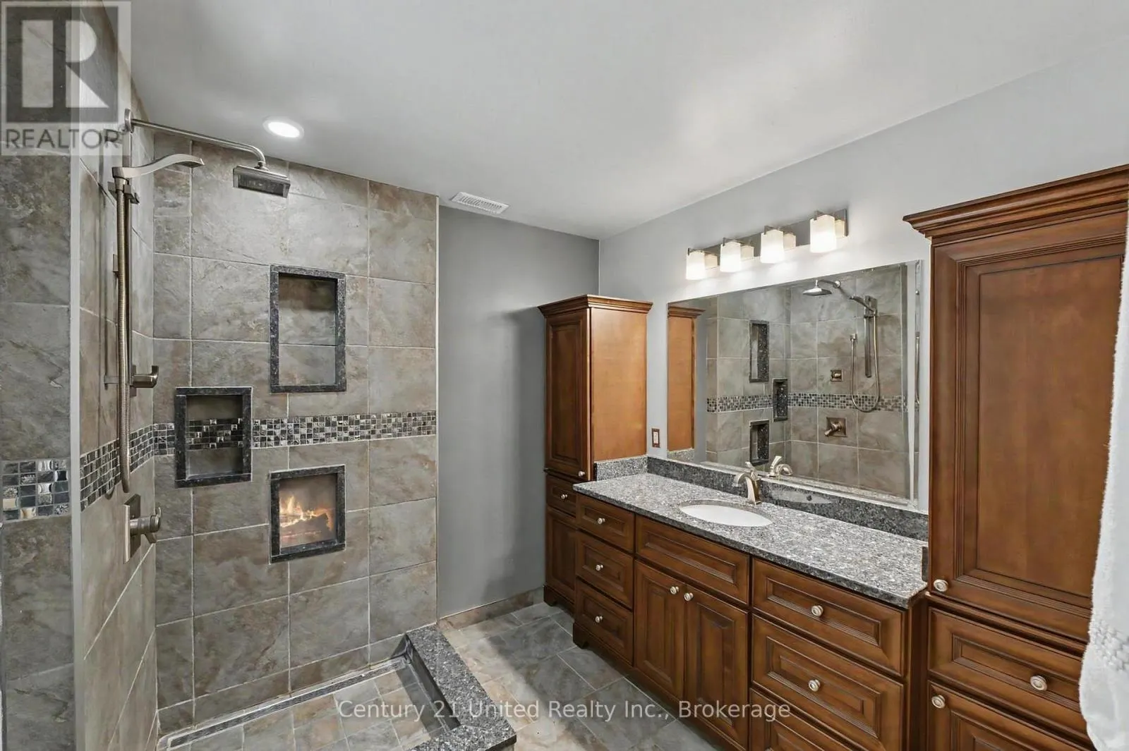 113 SUGARBUSH CRESCENT