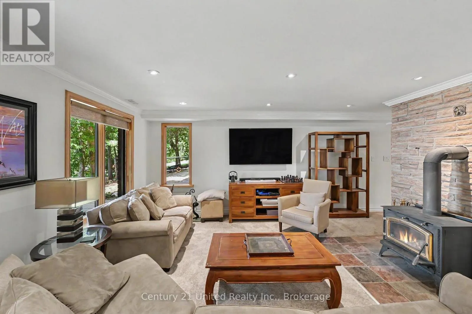 113 SUGARBUSH CRESCENT