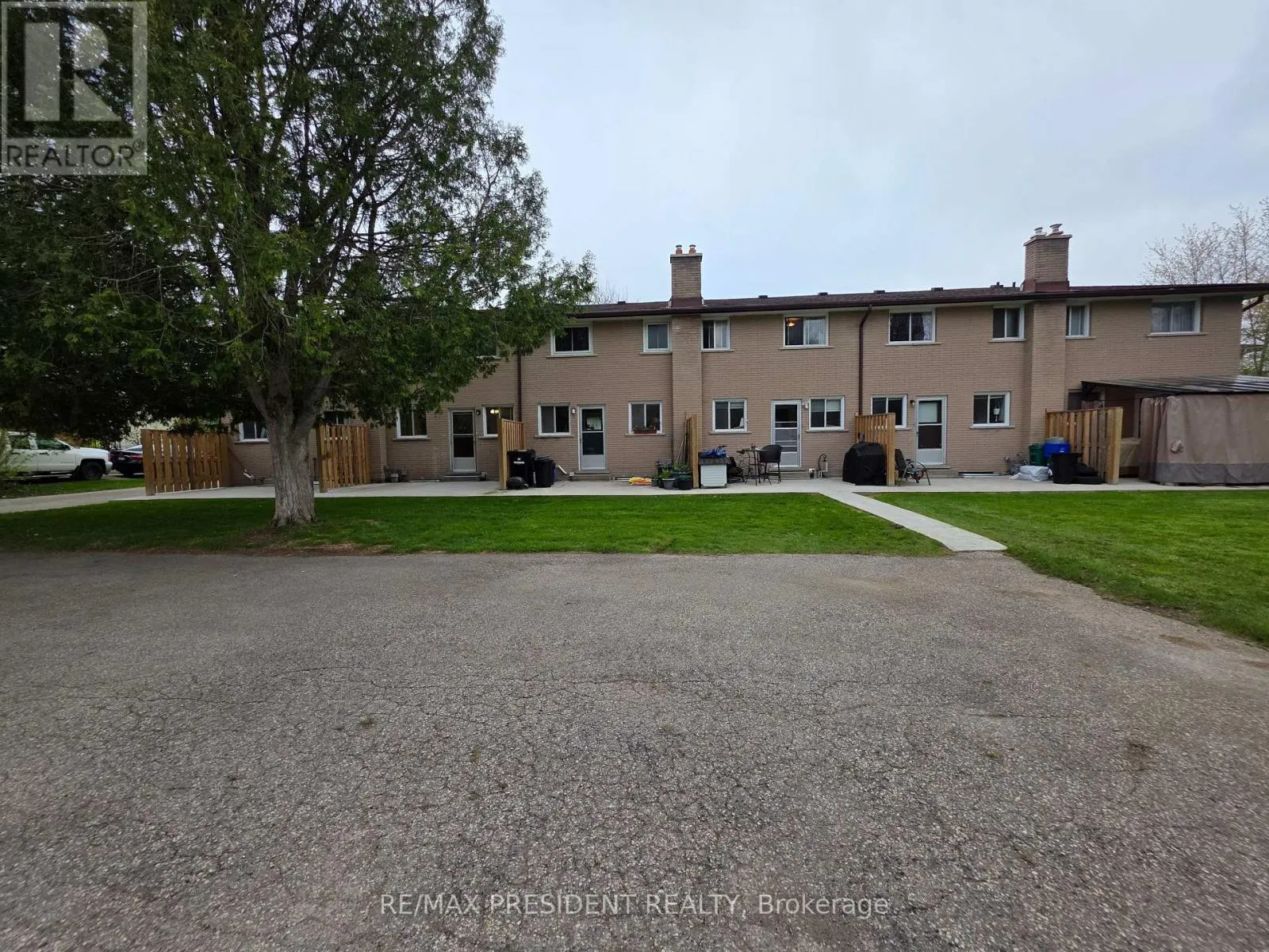 564 BROOKHAVEN CRESCENT