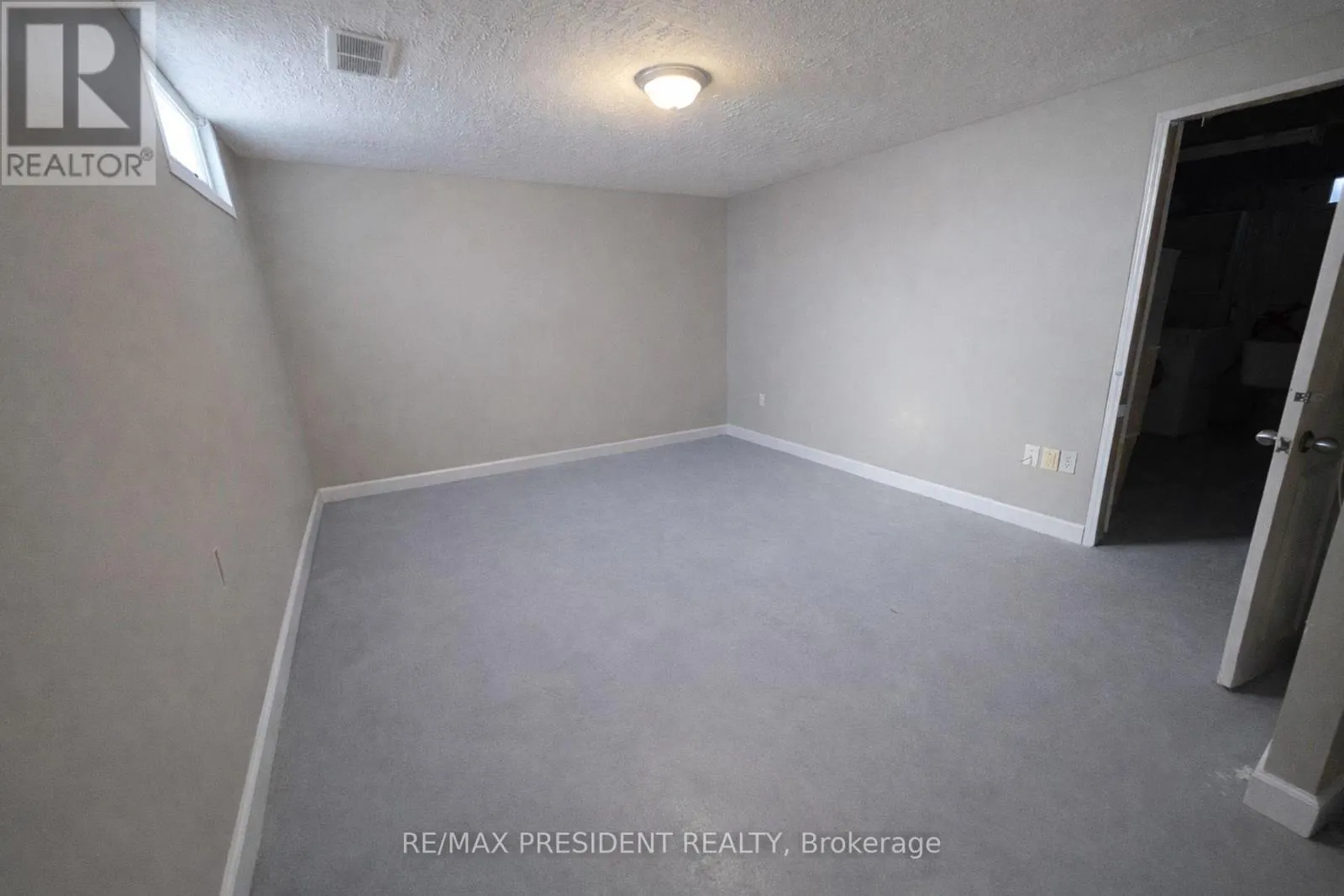 564 BROOKHAVEN CRESCENT