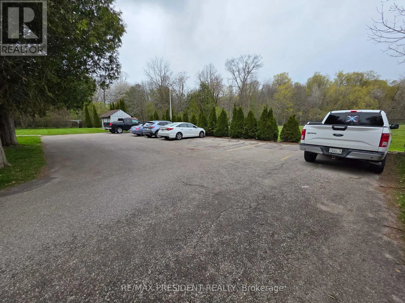 564 BROOKHAVEN CRESCENT