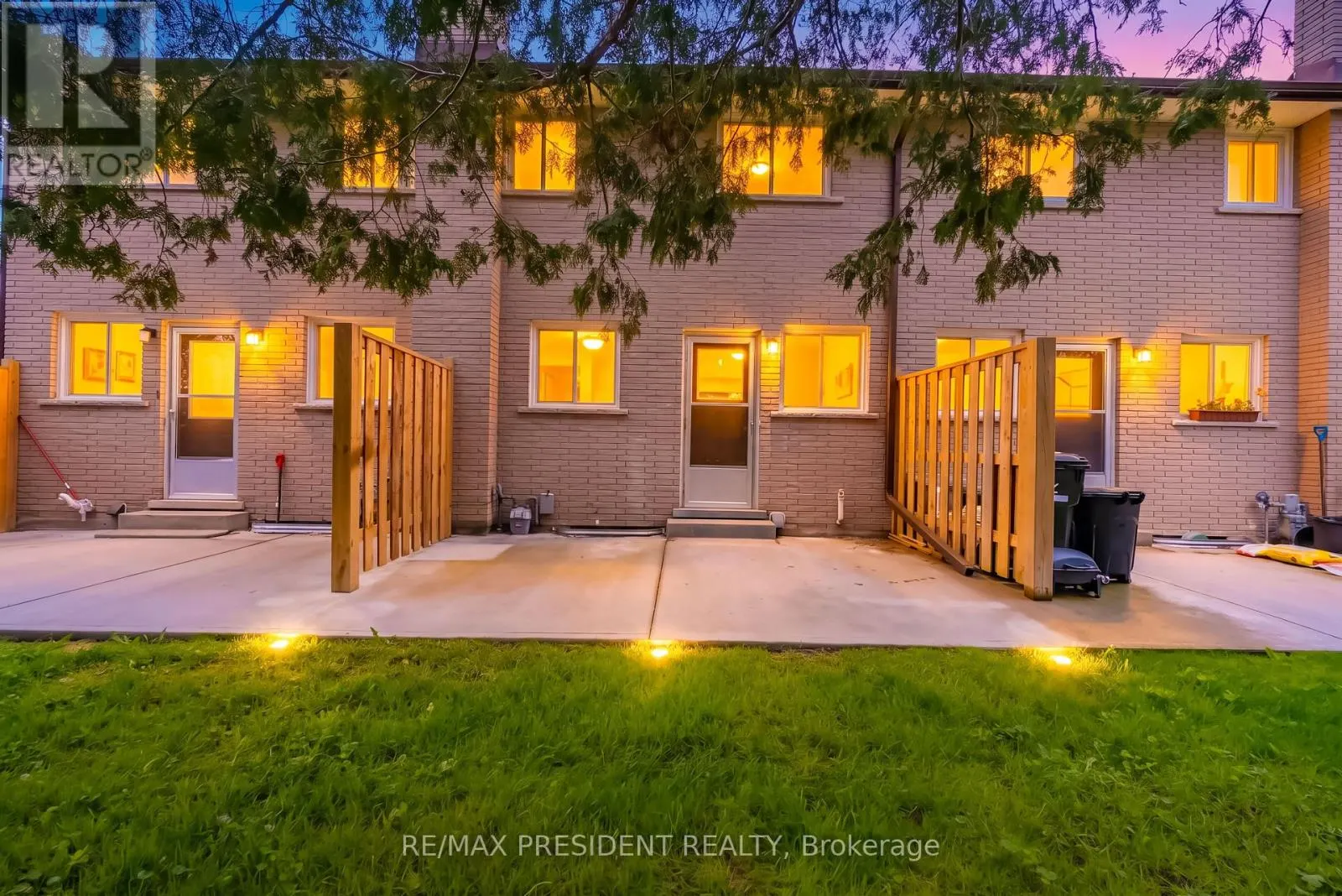 564 BROOKHAVEN CRESCENT