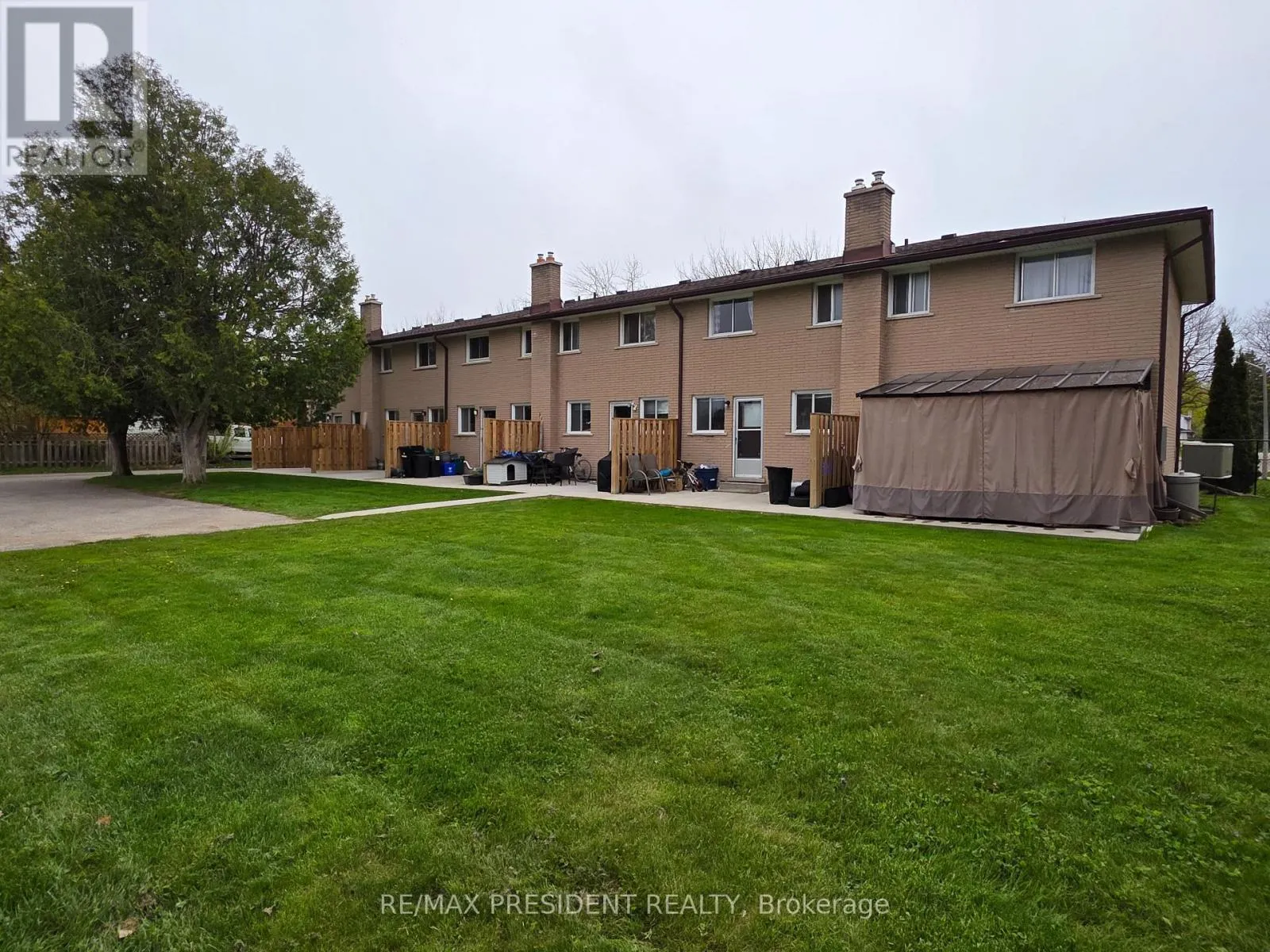 564 BROOKHAVEN CRESCENT