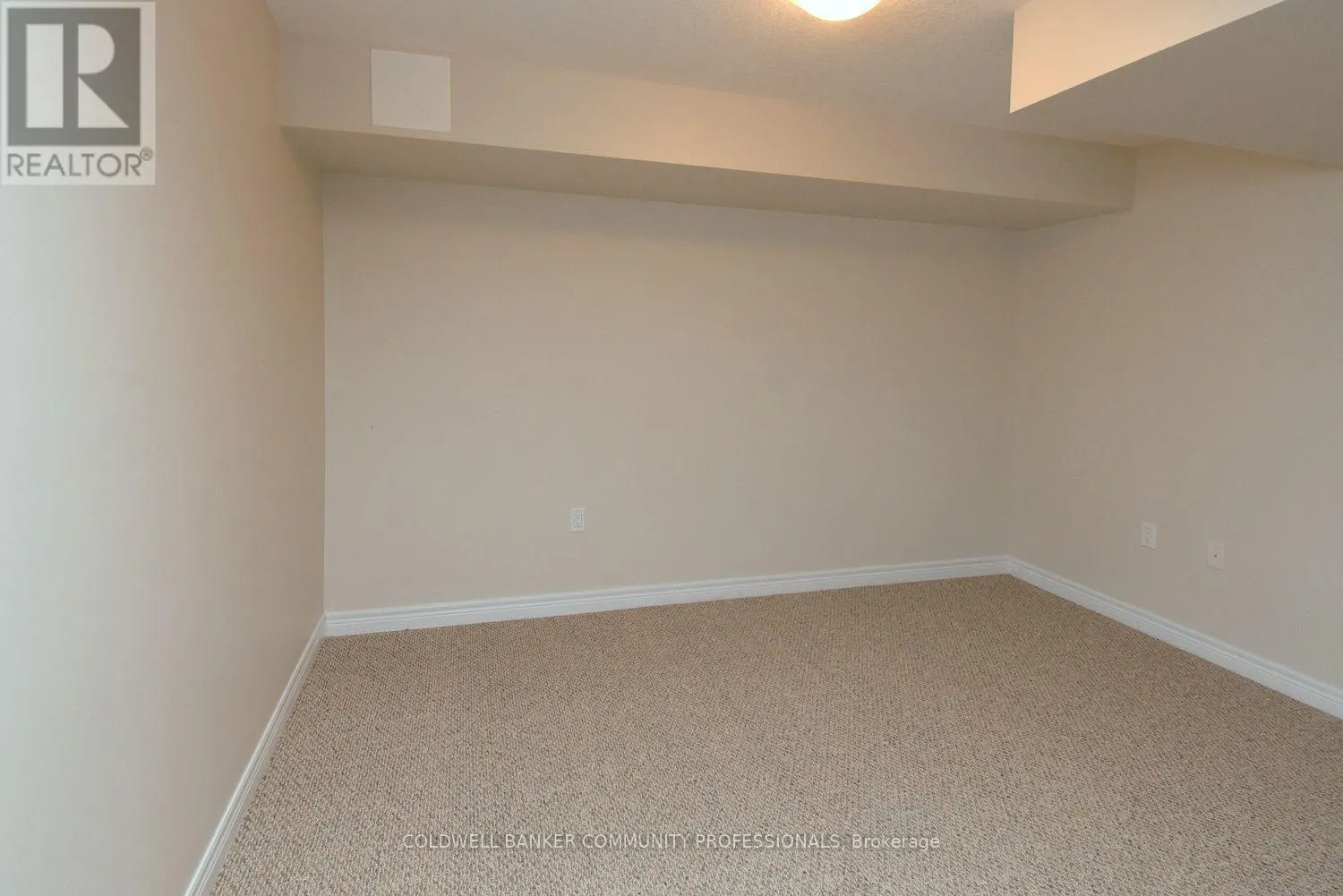 19 STICKLAND LANE