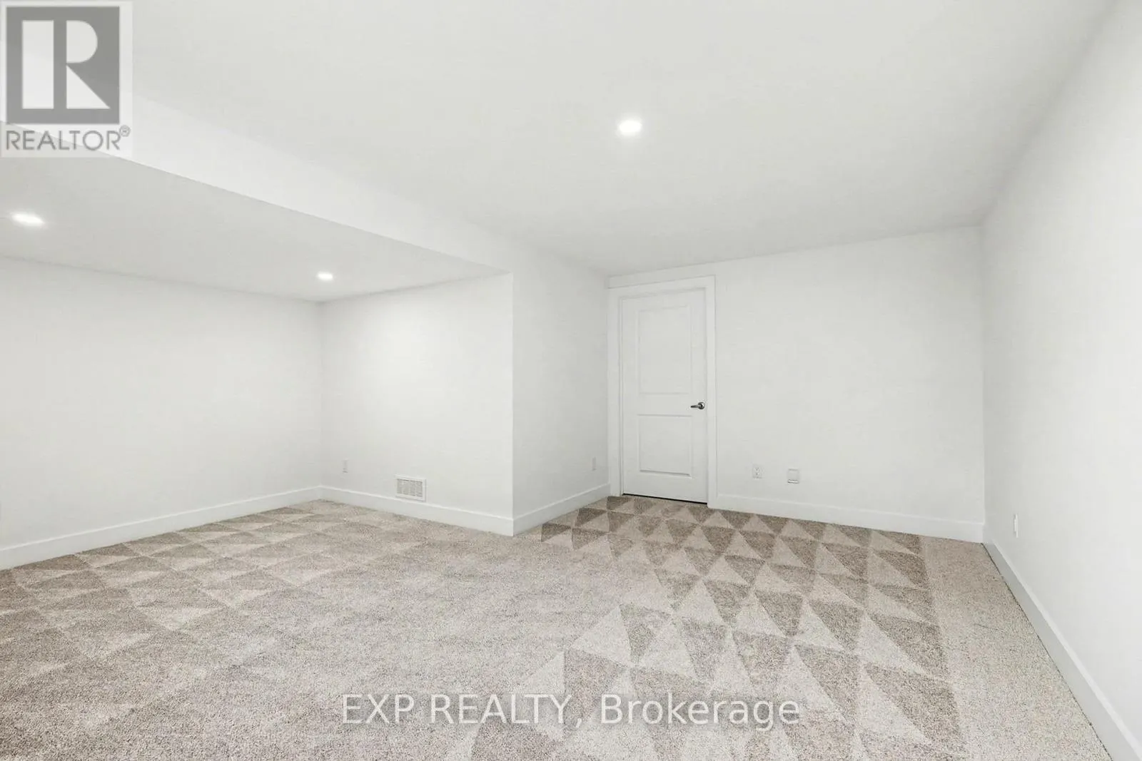 1186 COPE DRIVE