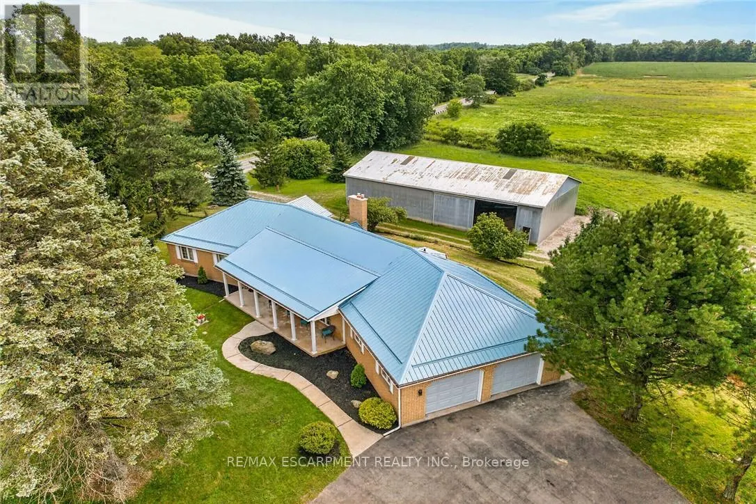 7011 DICKENSON ROAD E