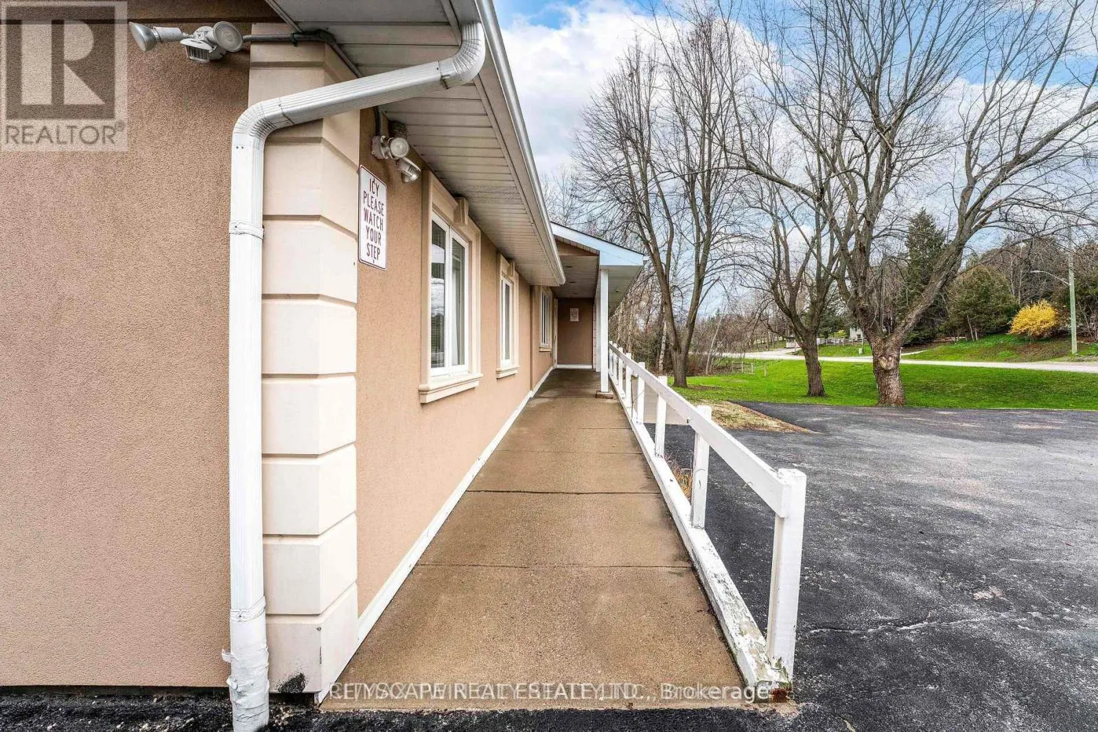 9565 WELLINGTON ROAD 124 ROAD
