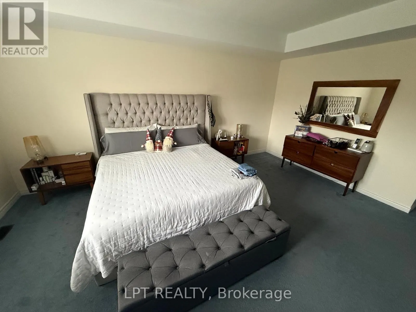 50 SPRING CREST (UPPER UNIT) WAY