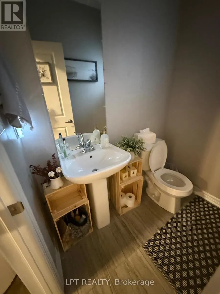 50 SPRING CREST (UPPER UNIT) WAY