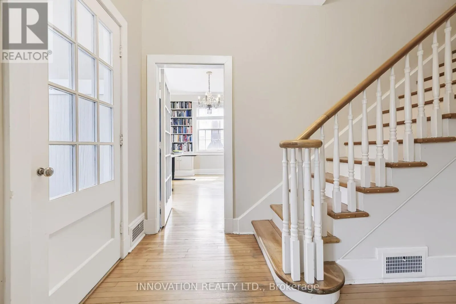 262 BELL STREET