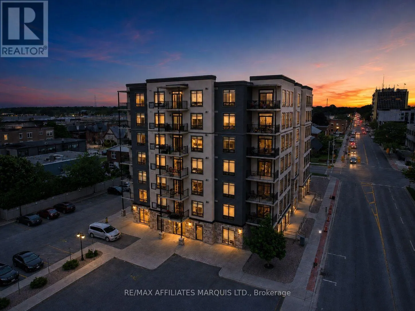 200 - 108 SECOND STREET E