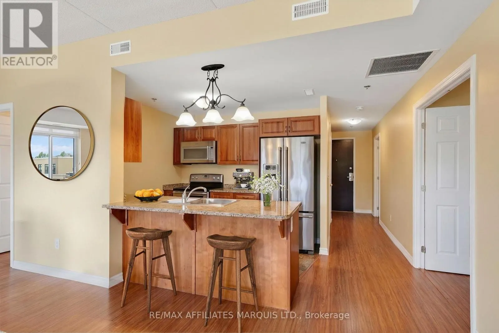 401 - 108 SECOND STREET E