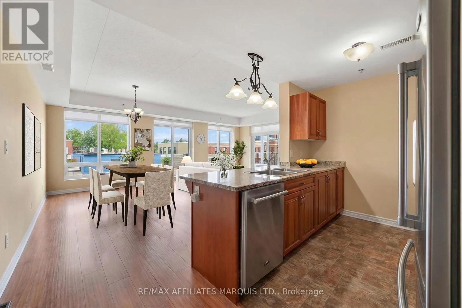 401 - 108 SECOND STREET E