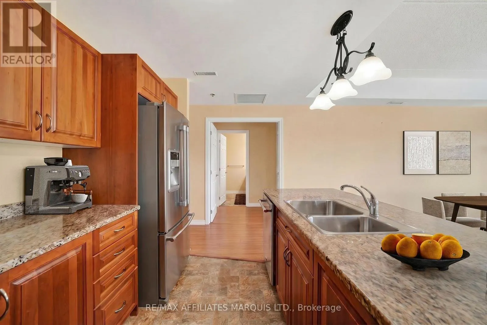 401 - 108 SECOND STREET E