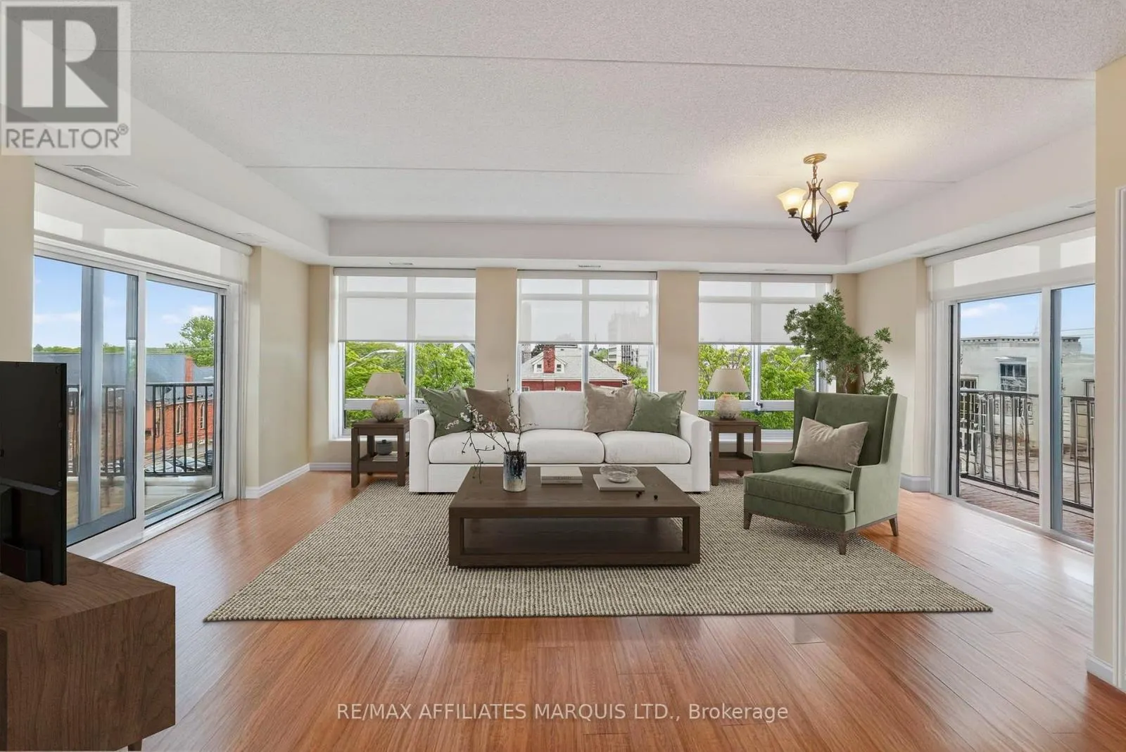 405 - 108 SECOND STREET E