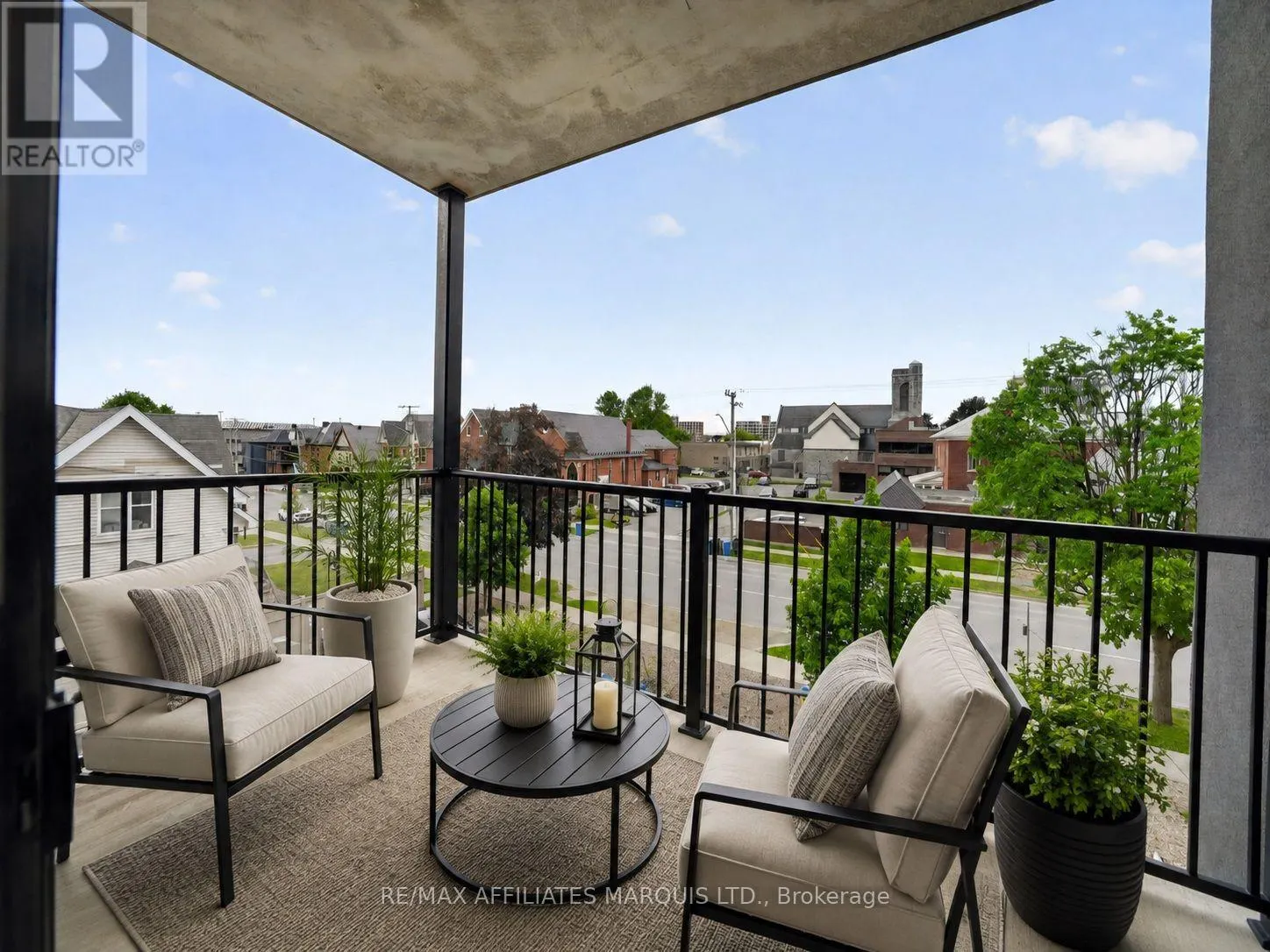405 - 108 SECOND STREET E