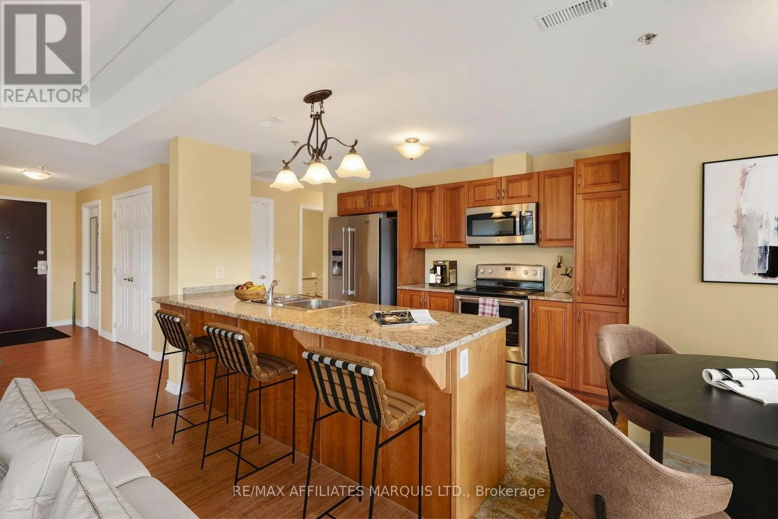 604 - 108 SECOND STREET E