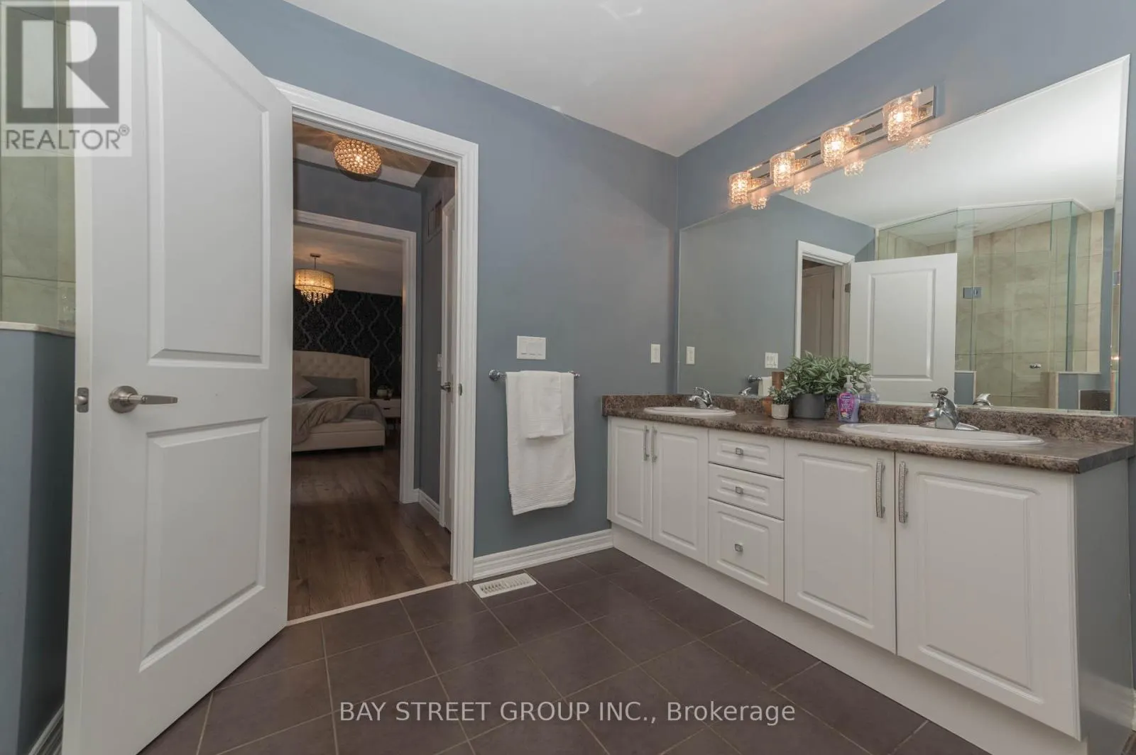 116 WINTERBERRY BOULEVARD