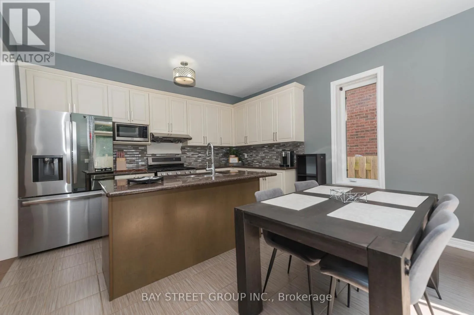 116 WINTERBERRY BOULEVARD