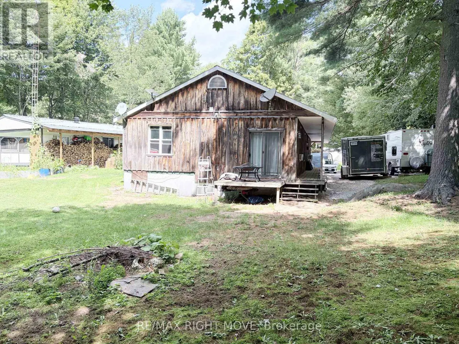 1062 4 SEASONS ROAD