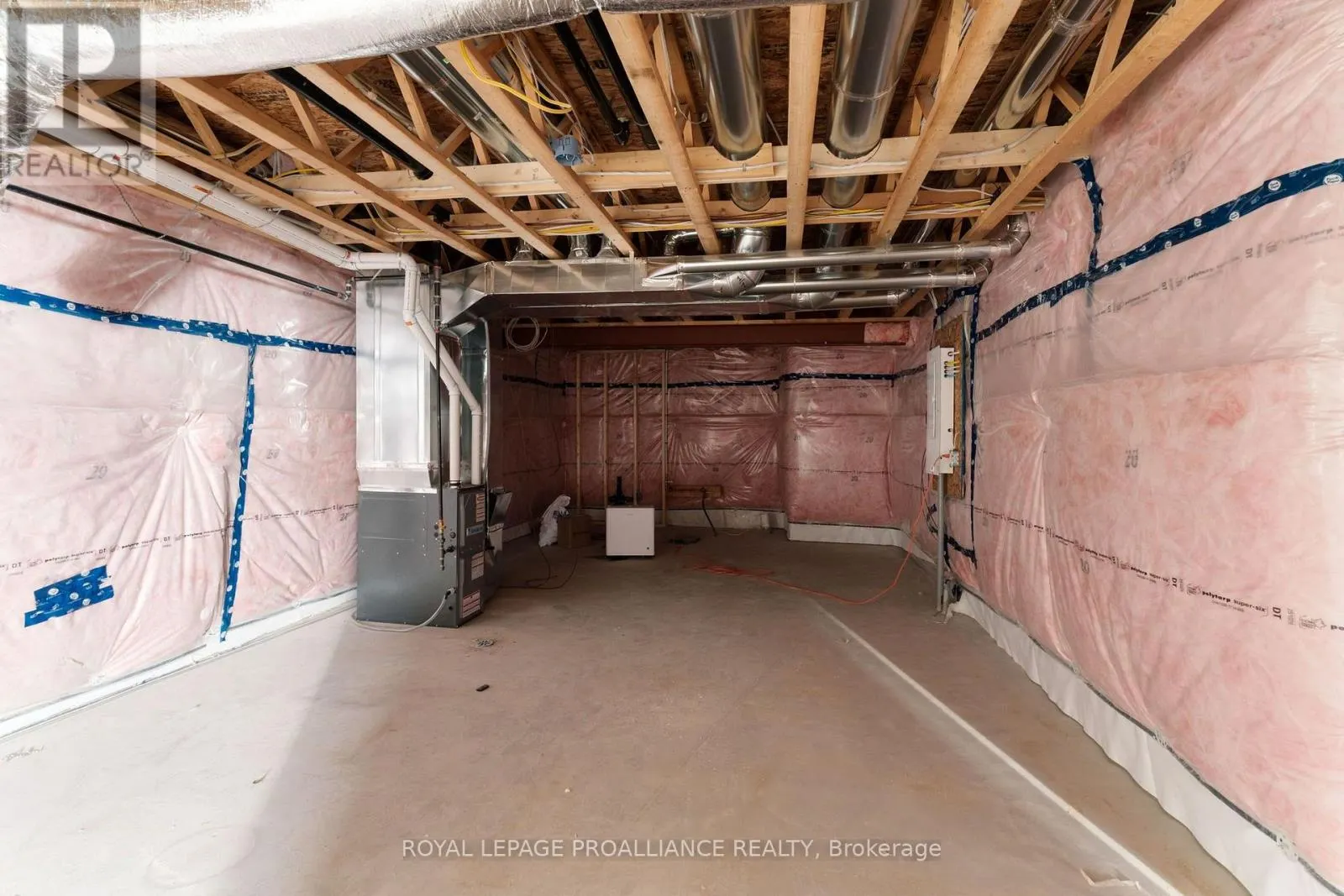 1032 TURNER DRIVE