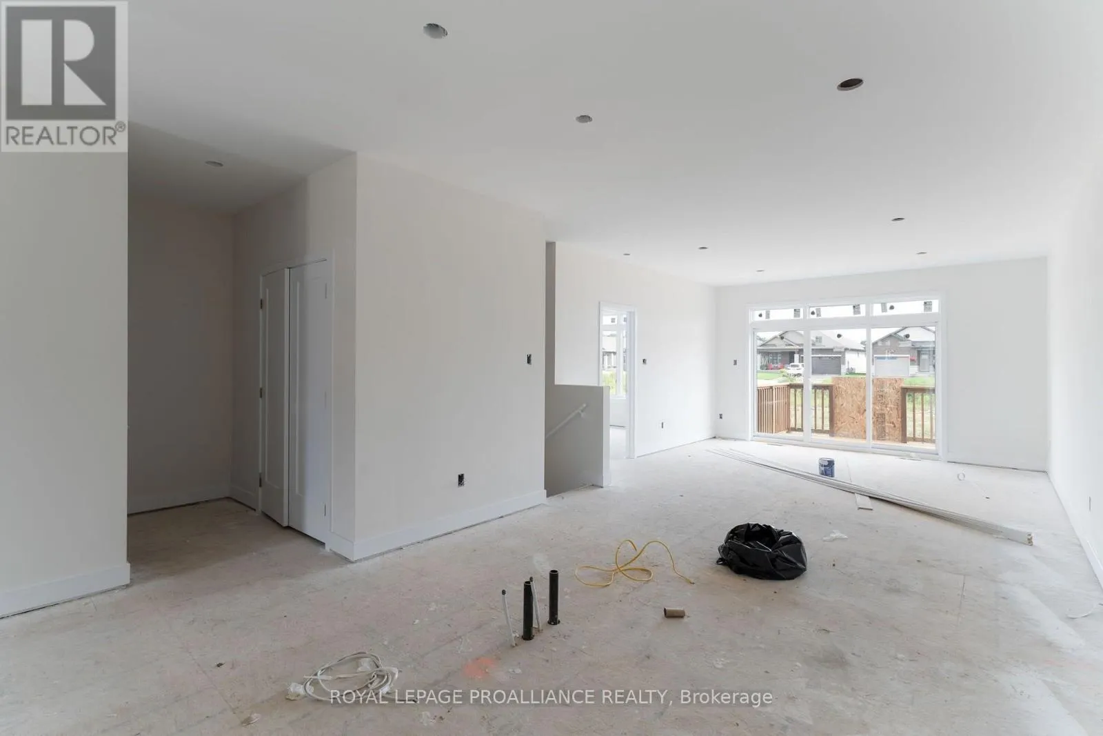 1032 TURNER DRIVE