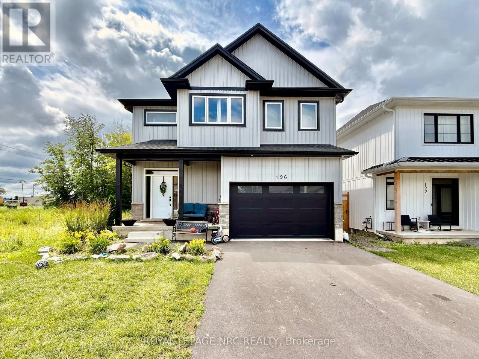 196 HODGKINS AVENUE