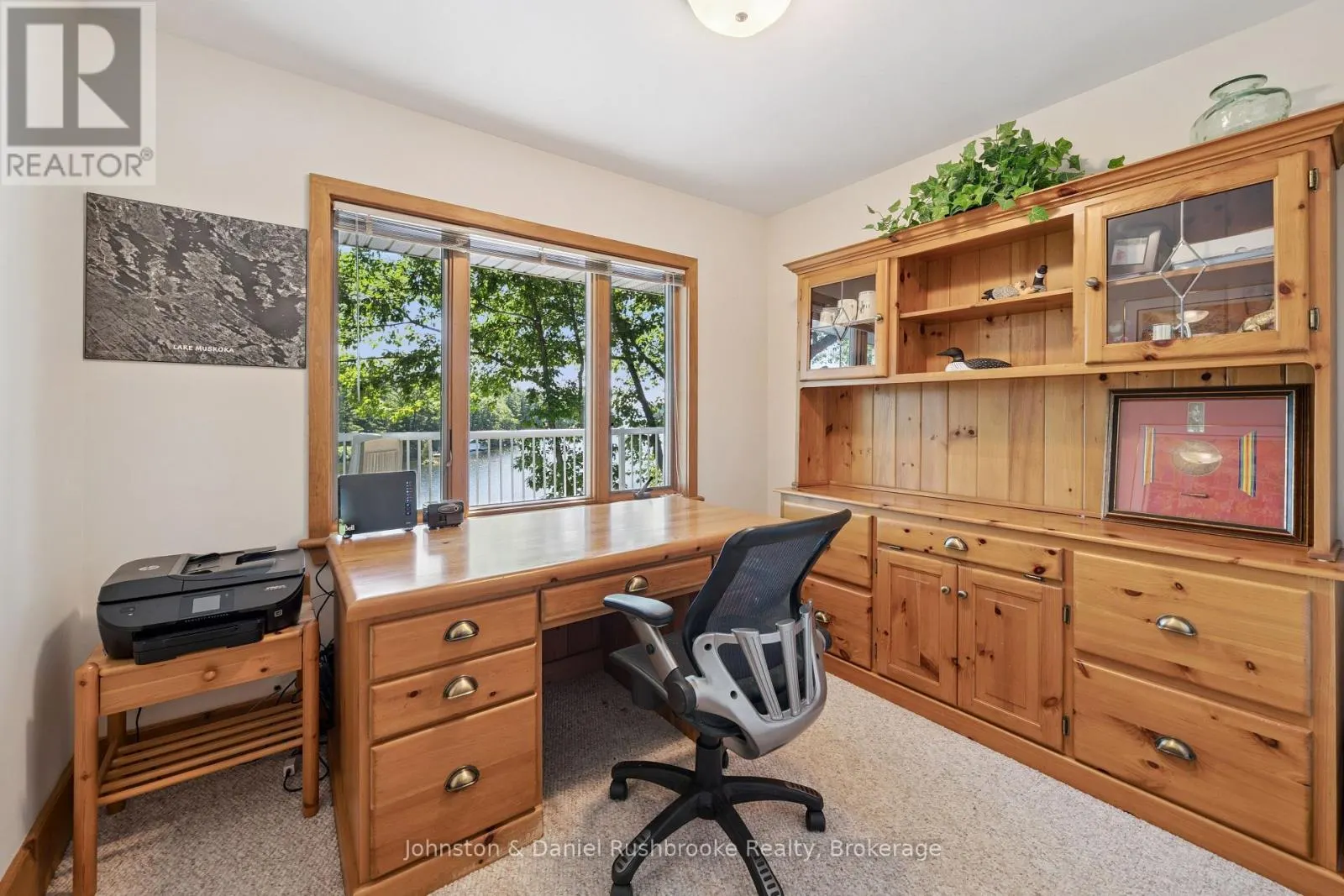 4 - 1041 ANN STREET #4