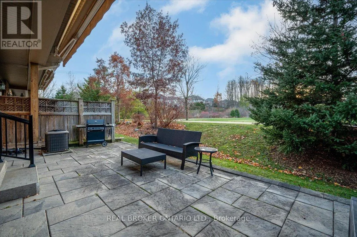 22 - 435 WINCHESTER DRIVE