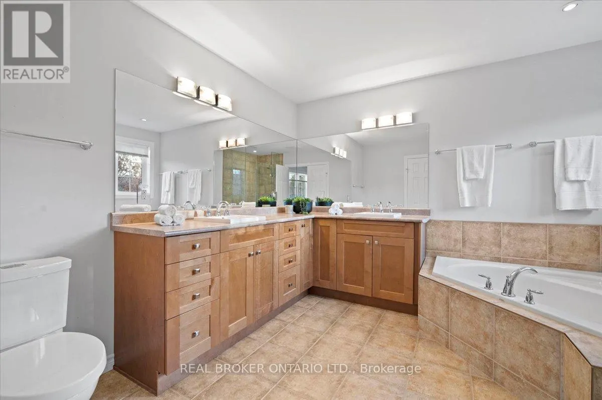 22 - 435 WINCHESTER DRIVE
