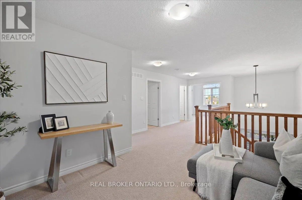 22 - 435 WINCHESTER DRIVE