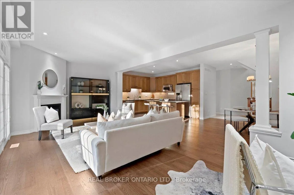 22 - 435 WINCHESTER DRIVE