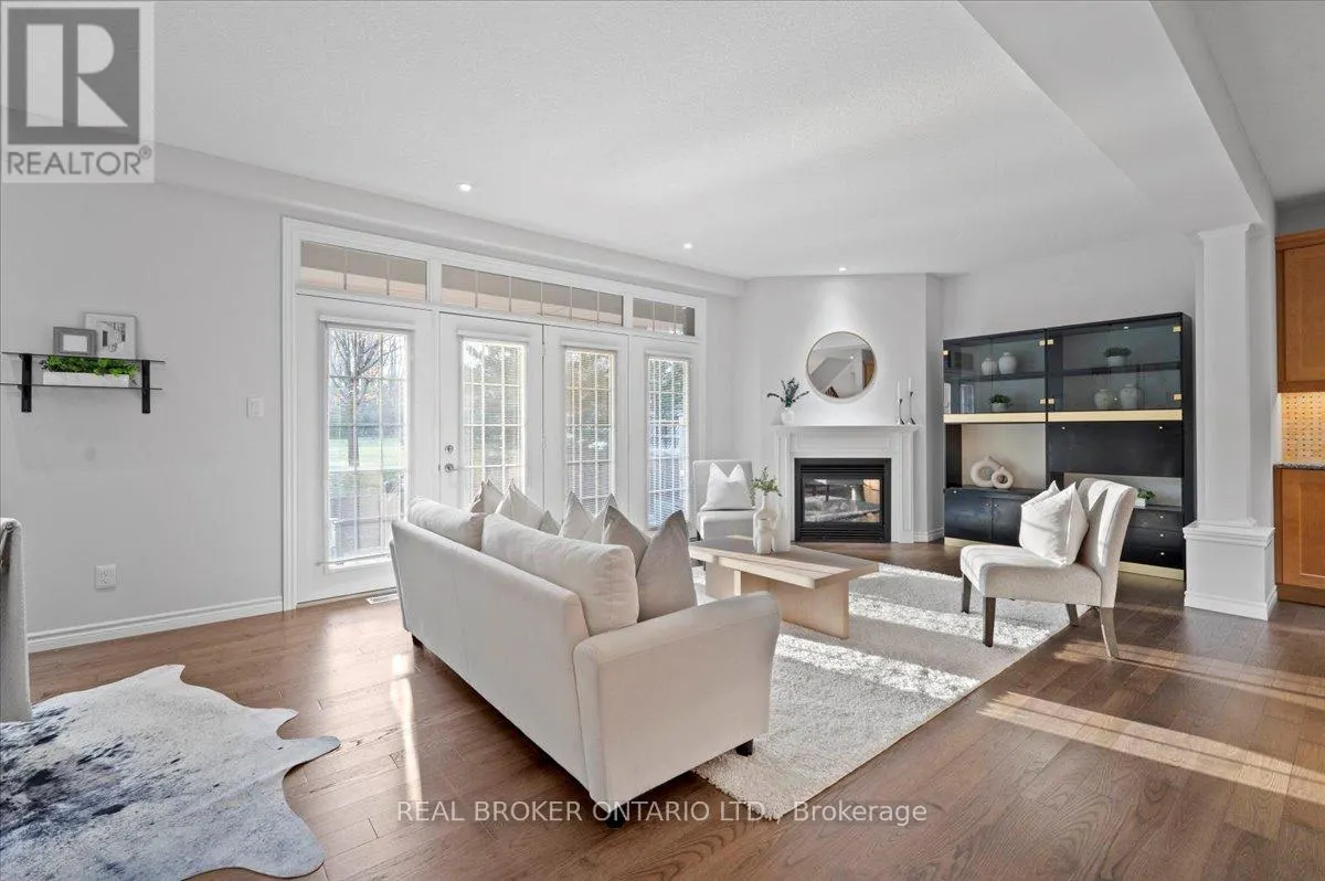 22 - 435 WINCHESTER DRIVE