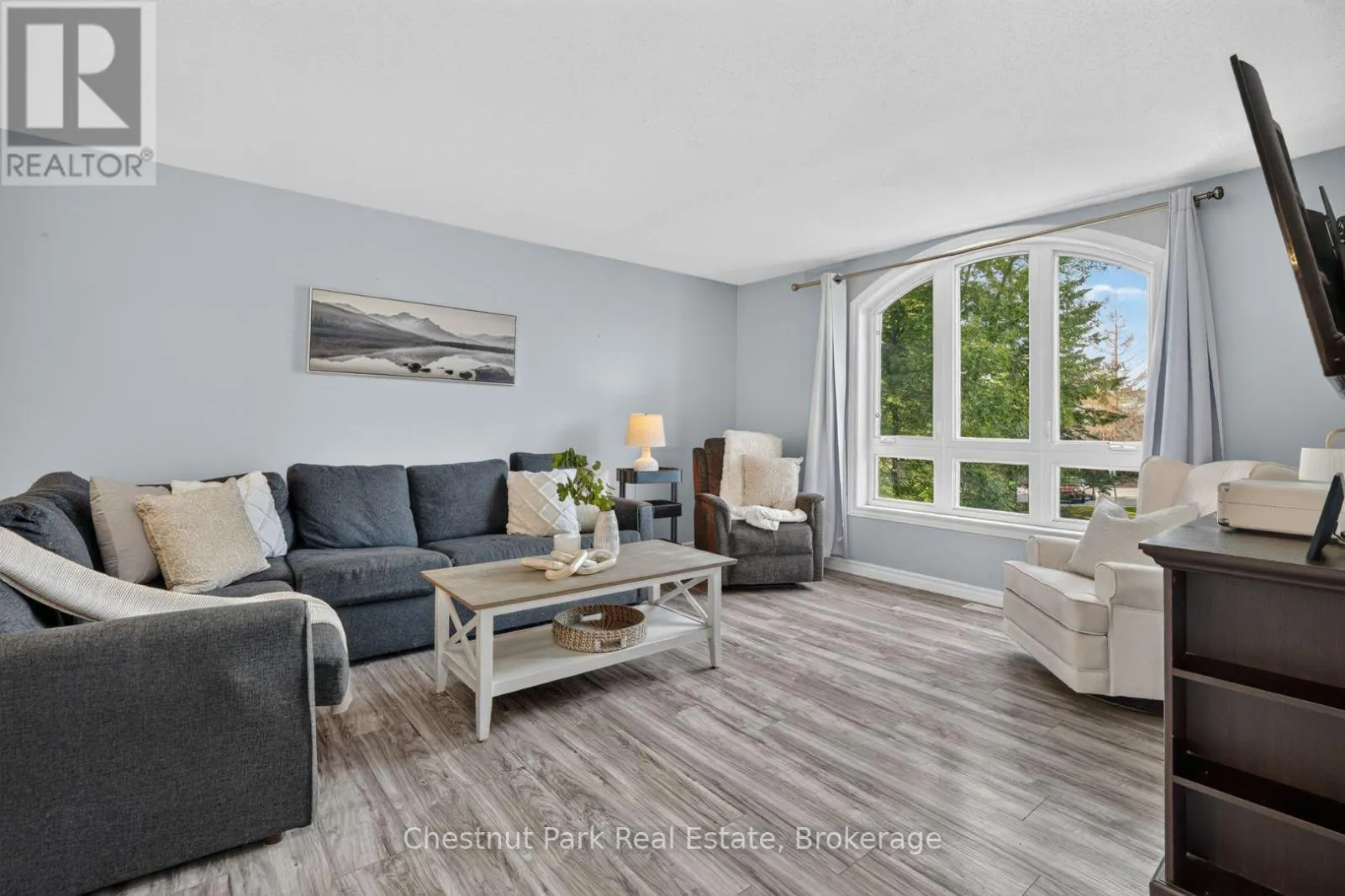 307 - 31 DAIRY LANE #307