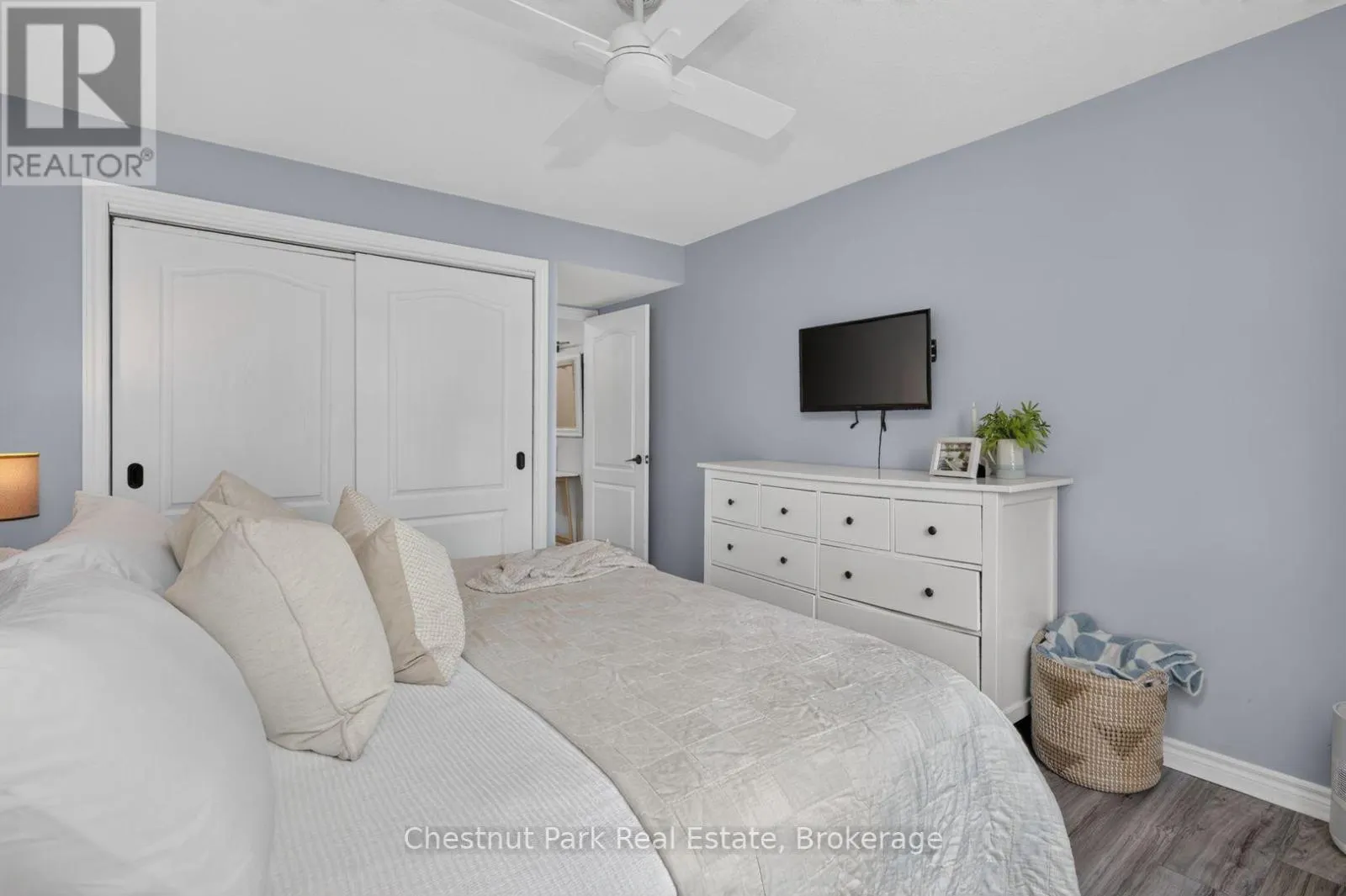 307 - 31 DAIRY LANE #307