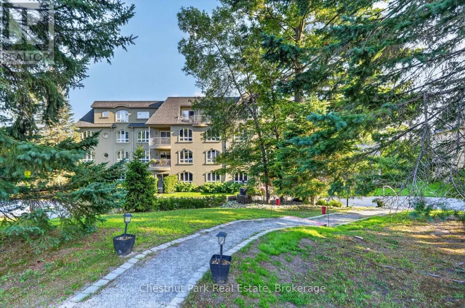 307 - 31 DAIRY LANE #307