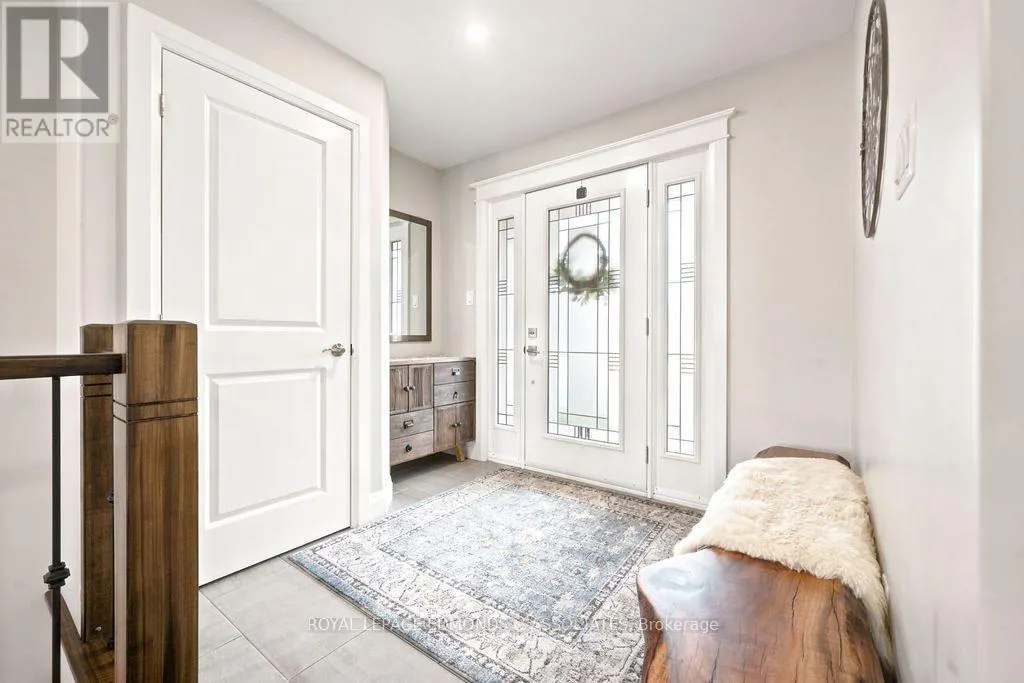 10 NOBLE CRESCENT