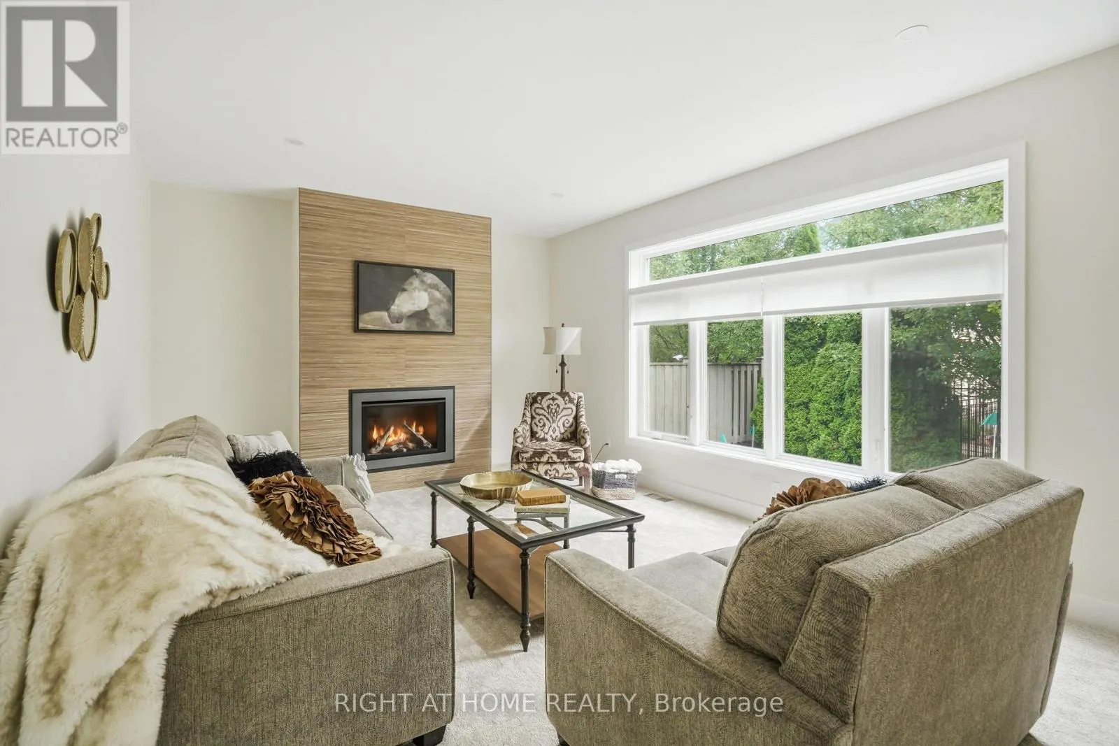 4 MERITAGE LANE