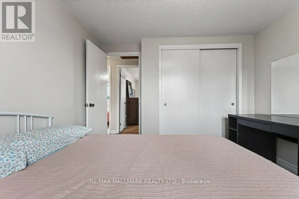 10 - 5006 FRIESEN BOULEVARD