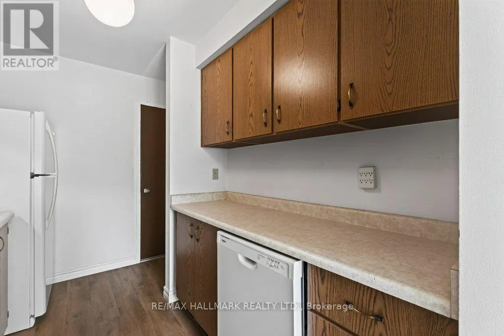 10 - 5006 FRIESEN BOULEVARD
