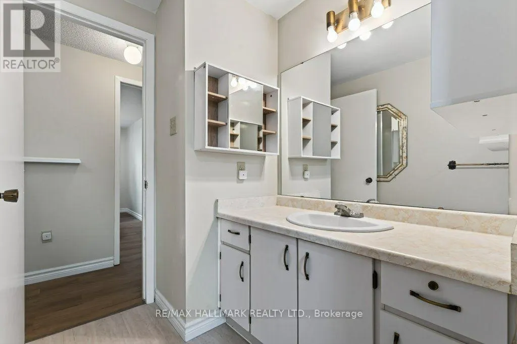 10 - 5006 FRIESEN BOULEVARD