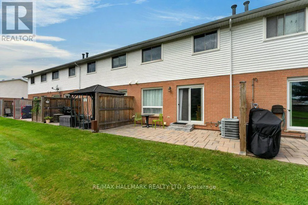 10 - 5006 FRIESEN BOULEVARD